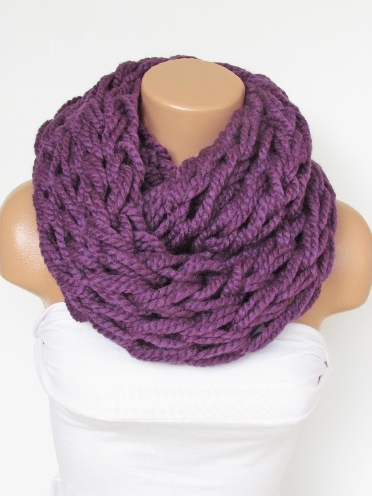 Infinity Purple Scarf,Neckwarmer,Knitted Scarf,Circle Loop Scarf, Winter Accessories, Fall Fashion,Chunky Scarf.Cowl Scarf